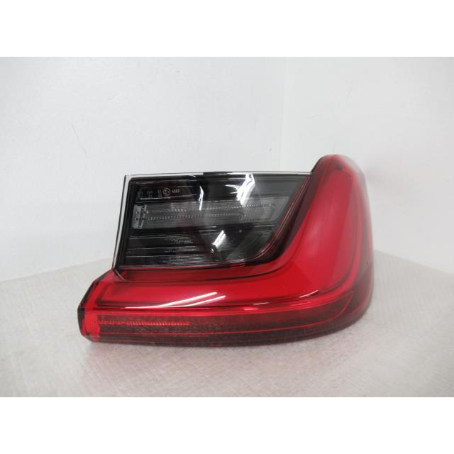  3シリーズ G20/G21右外内側テールランプ H4744275808 BMW 3シリーズ G20/G21右外内側テールランプ H4744275808 【公式通販】