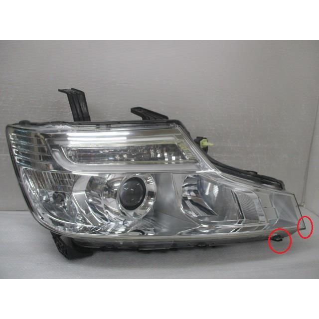 ステップワゴンスパーダ DBA-RK5 右ヘッドランプ 後期 HID