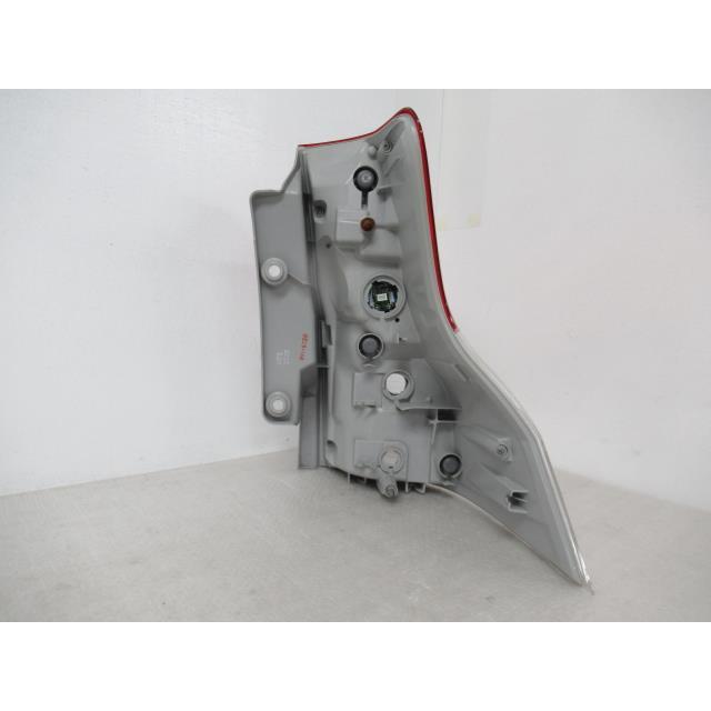 ランドクルーザープラド CBA-TRJ150W 左テールランプ 81561-60831 