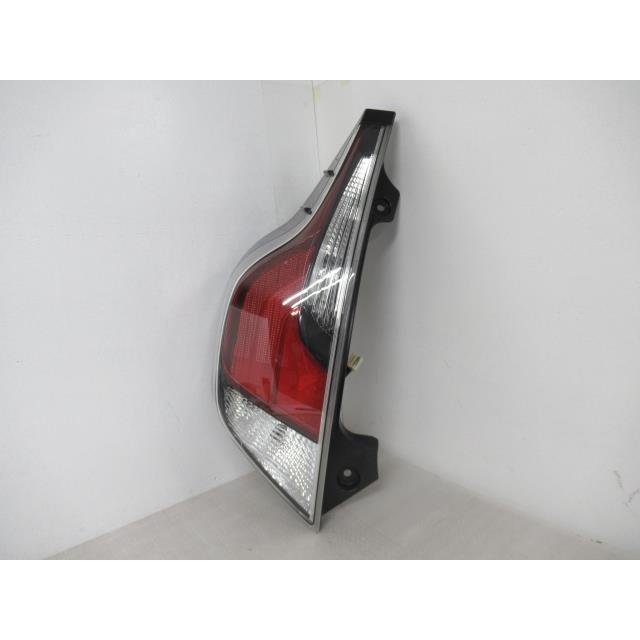 アクア DAA-NHP10 左テールランプ 81561-52D31 341567 : クラウン2号店