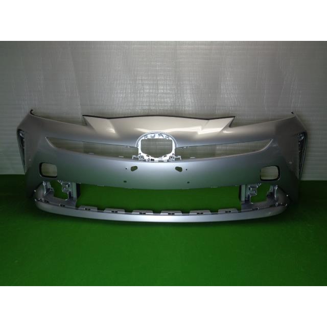 32)50プリウス社外前期フロントバンパーフェイス