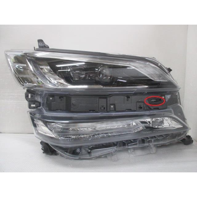 ヴェルファイア DBA-GGH30W 右ヘッドランプ 81145-58400 343877 