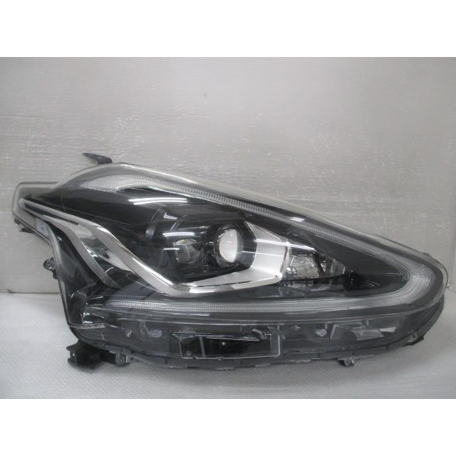 シエンタ(車) シエンタ DBA-NSP170G 右ヘッドランプ 81130-52K30 