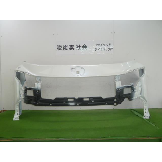 ヴォクシー 6AA-ZWR90W フロントバンパー 52119-V1010-A0 347357