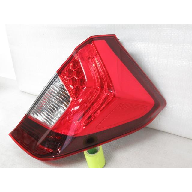 フィット DBA-GK5 右テールランプ 前期 STANLEY W1697 33500-T5A