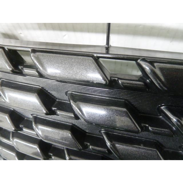カローラフィールダー DBA-NZE161G ラジエータグリル 53112-13050