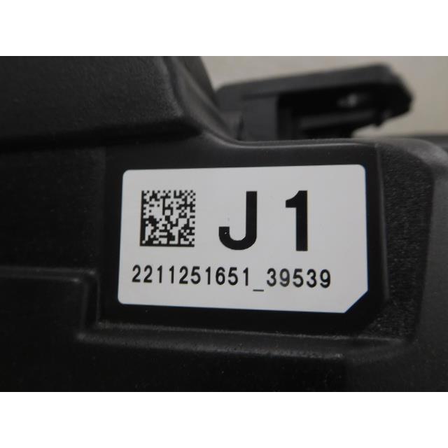 ステップワゴン 5BA-RP6 右ヘッドランプ 33100-3T0-J14 354002の画像