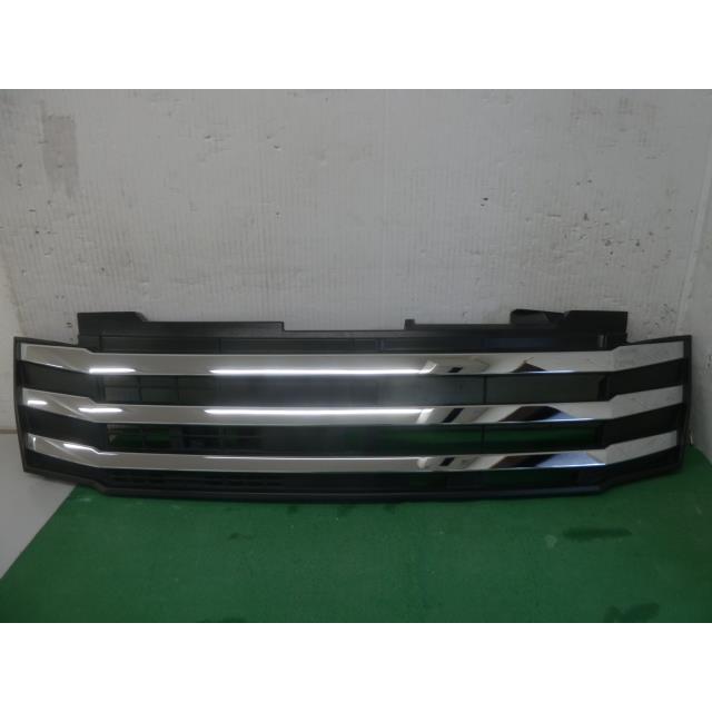 ルーミー カスタム フロント ラジエーター グリル 53101-B1150