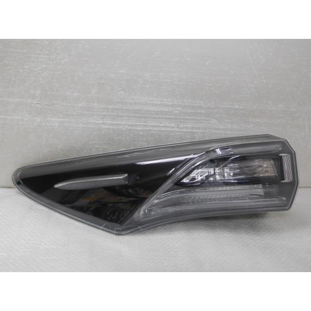 ハリアー DBA-ZSU60W 左テールランプ 81561-48332 358720 イチコ/IKI 