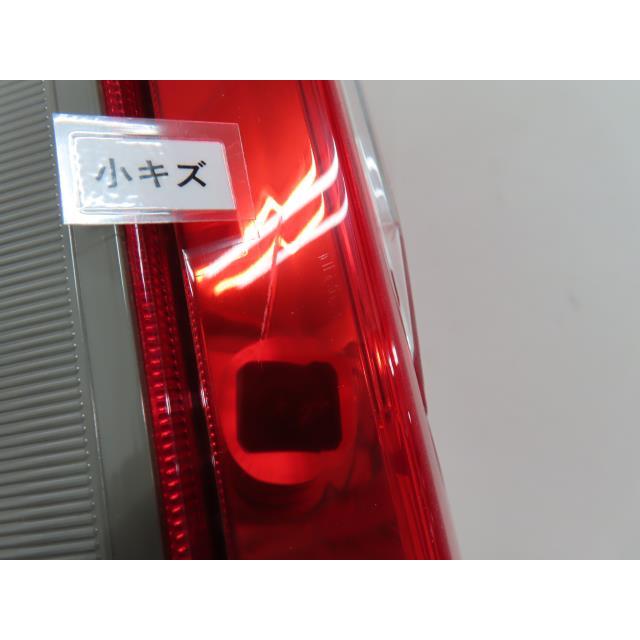 N-BOX N−BOX 6BA-JF3 右テールランプ 33501-TTA-N21 358965