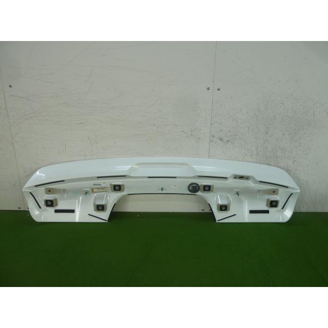 ランドクルーザー 3DA-FJA300W トランクスポイラー／ルーフスポイラー