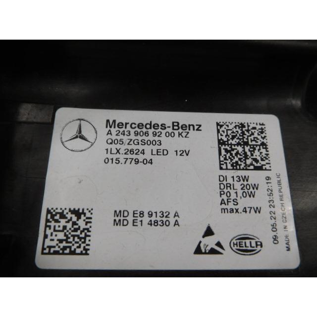 ベンツ EQA ZAA-243701C 右ヘッドランプ A2439069200 359640 HELLA 1LX2624 LEDの画像