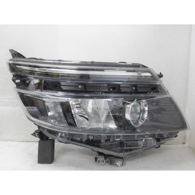 ヴォクシー DBA-ZRR80W 右ヘッドランプ 81130-28D21 360800 ヴォクシー DBA-ZRR80W 右ヘッドランプ 81130-28D21 360800