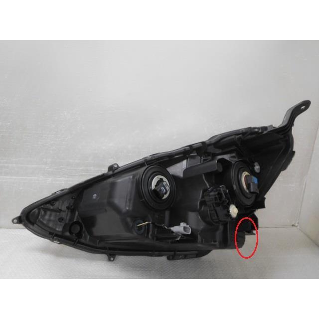 アクア DAA-NHP10 右ヘッドランプ 81110-52K40 360891 コイト 52-291