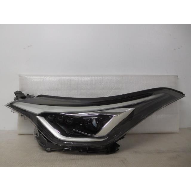 C-HR C−HR 3BA-NGX10 左ヘッドランプ 81185-10A90 コイト 10-116 