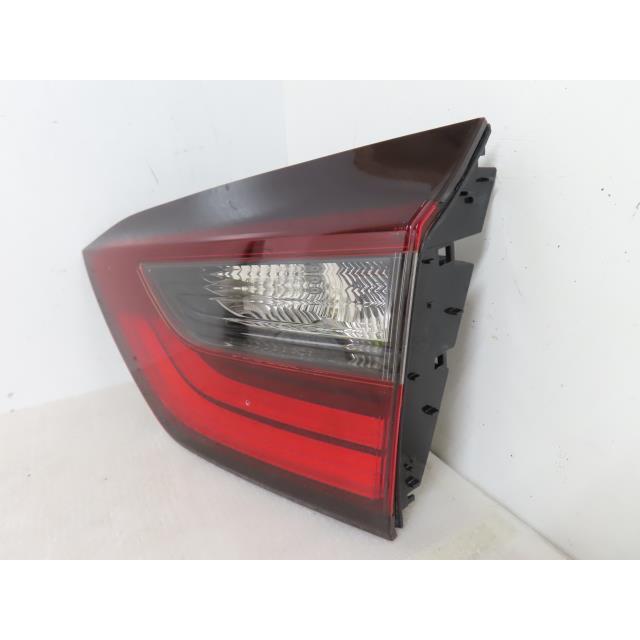 フィット 6BA-GR1 右テールランプ 34150-TZA-J51 右フィニッシャー 