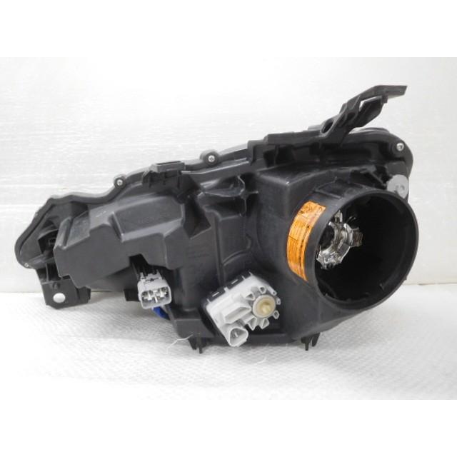 ８６ DBA-ZN6 右ヘッドランプ SU003-05155 100-60082 86 86 DBA-ZN6 右ヘッドランプ SU003-05155 コイト 100-60082 前期