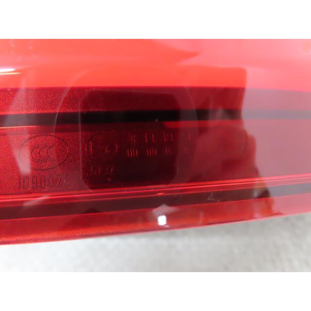 BMW 2シリーズ DBA-2F20 右テールランプ 63219491592 365889の画像