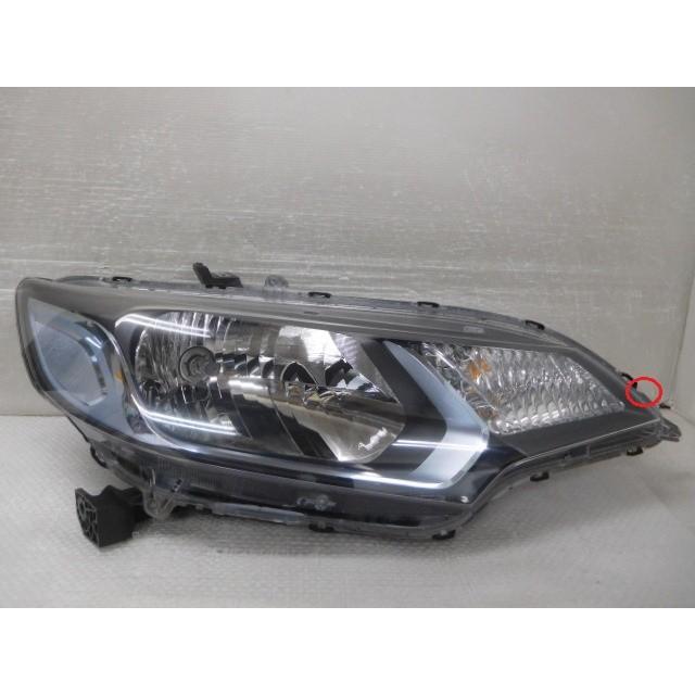 ホンダ フィット GP5 ハイブリッド 左、右ヘッドライト フィット DAA-GP5 右ヘッドランプ 33100-T5A-J11 スタンレー W0349