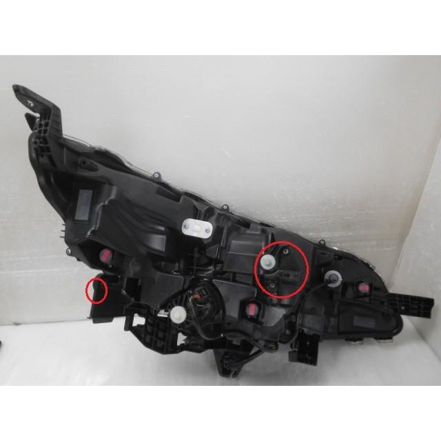 ノア 6AA-ZWR90W 左ヘッドランプ 81150-V1010 イチコ/IKI V1-1 スタンダード系 LED 368640の画像