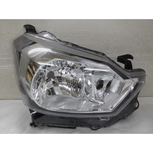 ミラ（ダイハツ） ミライース DBA-LA350S 右ヘッドランプ 81130-B2660
