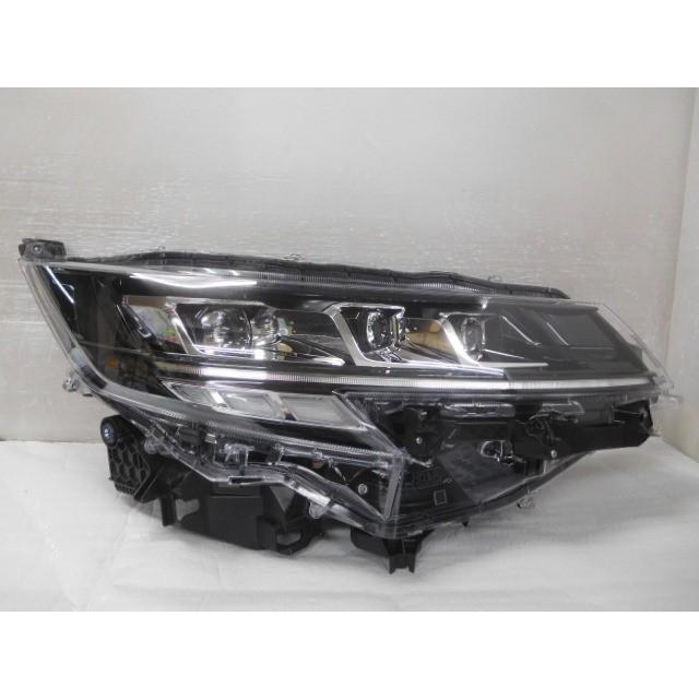 トヨタ90ノア右ヘッドライト ♪レンズ綺麗♪ノア ZWR90W 90系 純正 ヘッドランプ 右 LED ICHIKOH V1