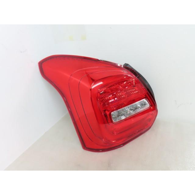 スイフト 4BA-ZC33S 左テールランプ 35670-53RA3 370808