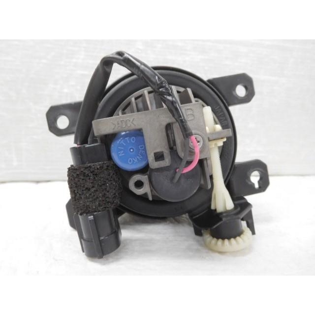 N-BOX N−BOX DBA-JF1 右フォグランプ コイト 114-62177 純正