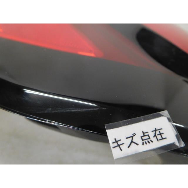 BMW 5シリーズ 3BA-JT20T 左テールランプ 63218493825-08 G31 ワゴン用 後期 662001 377353の画像