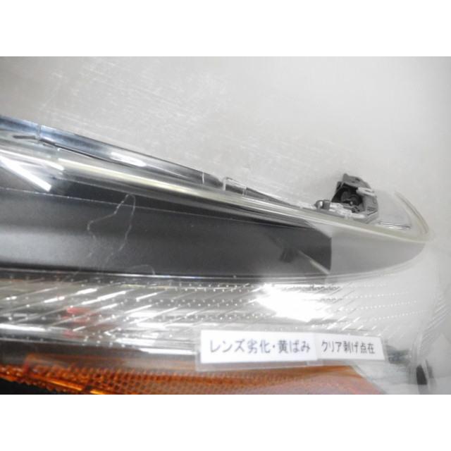 プリウス DAA-ZVW50 右ヘッドランプ 81145-47690 コイト47-75 LED 前期 380281の画像