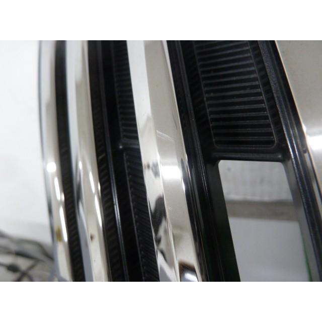 エスクァイア DAA-ZWR80G ラジエータグリル 53111-28690 前期 380739
