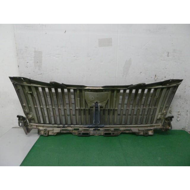 エスクァイア DAA-ZWR80G ラジエータグリル 53111-28690 前期 380739