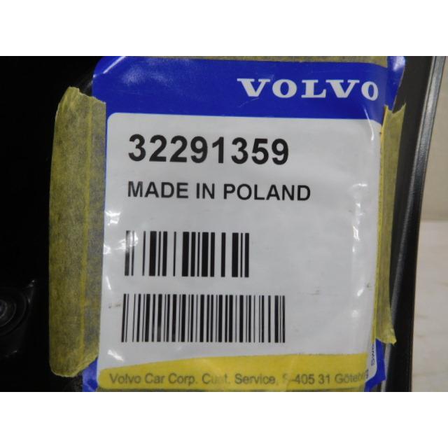 ボルボ 60シリーズ DBA-ZB420 右テールランプ 32291359 Valeo 381655の画像