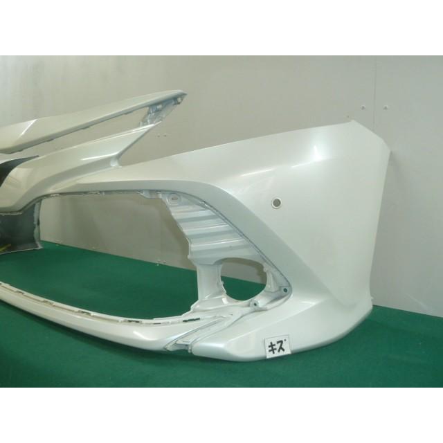 カムリ　AXVH70 フロントバンパー　52119-33A50 (258) カムリ DAA-AXVH70 前期 52119-33A50 フロントバンパー 52119-3T936-A0