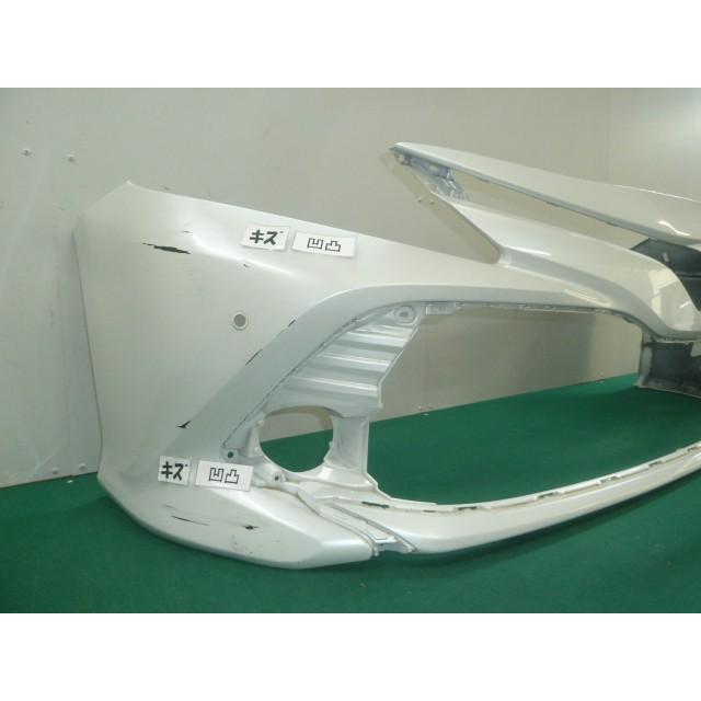 カムリ　AXVH70 フロントバンパー　52119-33A50 (258) カムリ DAA-AXVH70 前期 52119-33A50 フロントバンパー 52119-3T936-A0