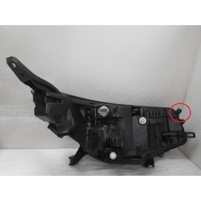 フリード 5BA-GT1 左ヘッドランプ 33150-33F-J01 LED スタンレーW7390