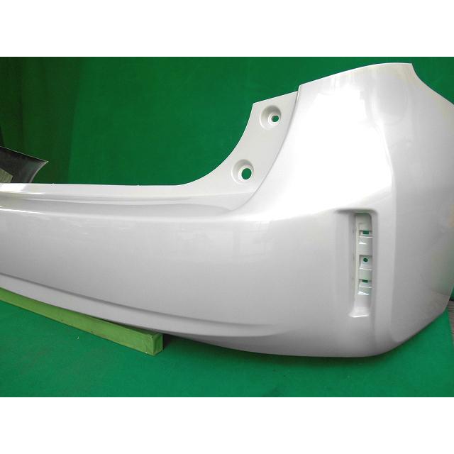 プリウスα DAA-ZVW40W リアバンパー 52159-47070-A1 307605