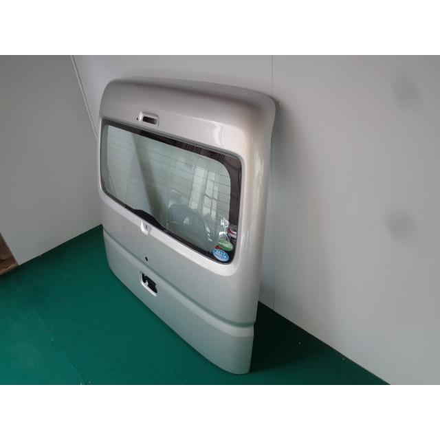 500615 スズキ エブリィ DA17V バックドア 69100-64P00 Z2S パネル+
