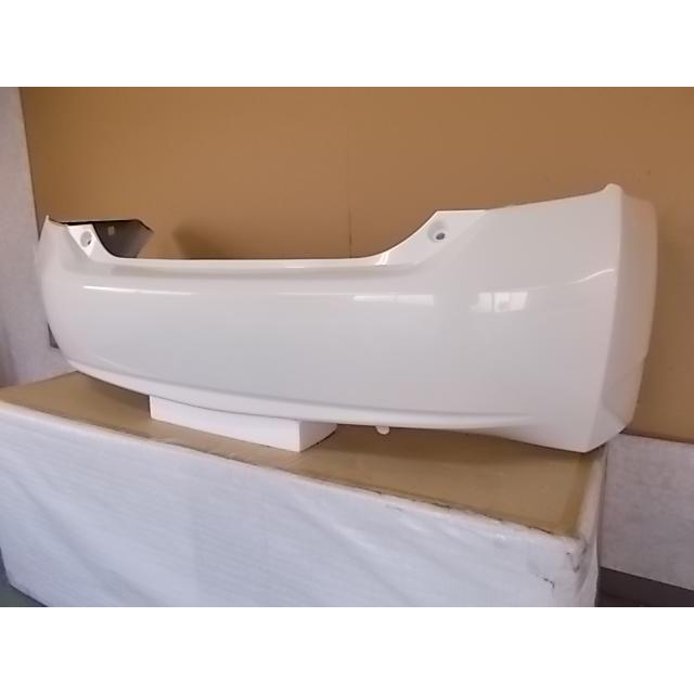 TOYOTA プリウス ZVW30 リアバンパー 52159-47060-A1 070【リビルト品 