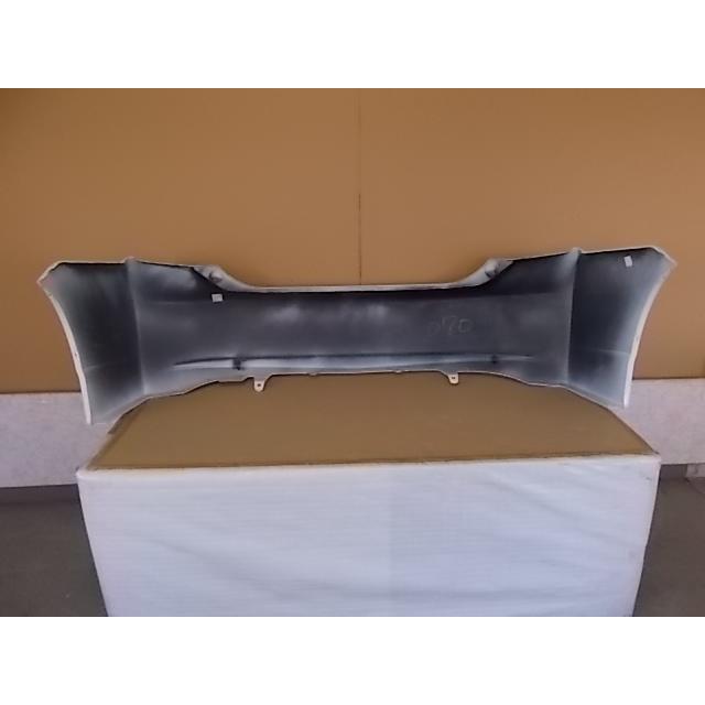 TOYOTA プリウス ZVW30 リアバンパー 52159-47060-A1 070【リビルト品 