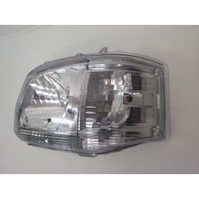 992167 TOYOTA ハイエース TRH200V 左ライト 参考品番：81170-26550【社外新品】の画像