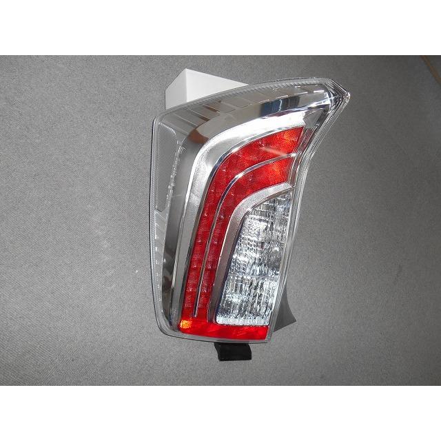 992371-3 TOYOTA プリウス ZVW30 左テール 参考品番：81561-47170【社外新品】 : クラウン3号店 - 通販 ...