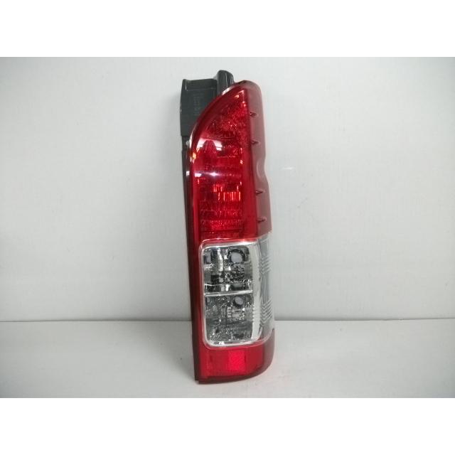 992382-2 TOYOTA ハイエース/レジアスエース TRH200V／KDH201V／TRH214