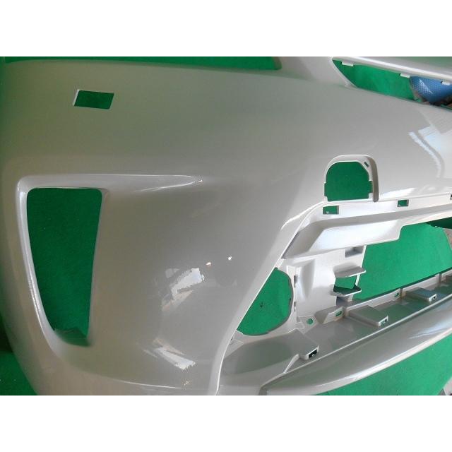 992909-1 TOYOTA プリウス ZVW30 フロントバンパー 後期 52119-47370