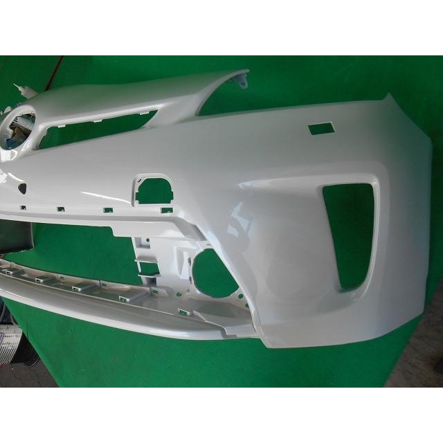 992909-3 TOYOTA プリウス ZVW30 フロントバンパー 後期 52119-47370