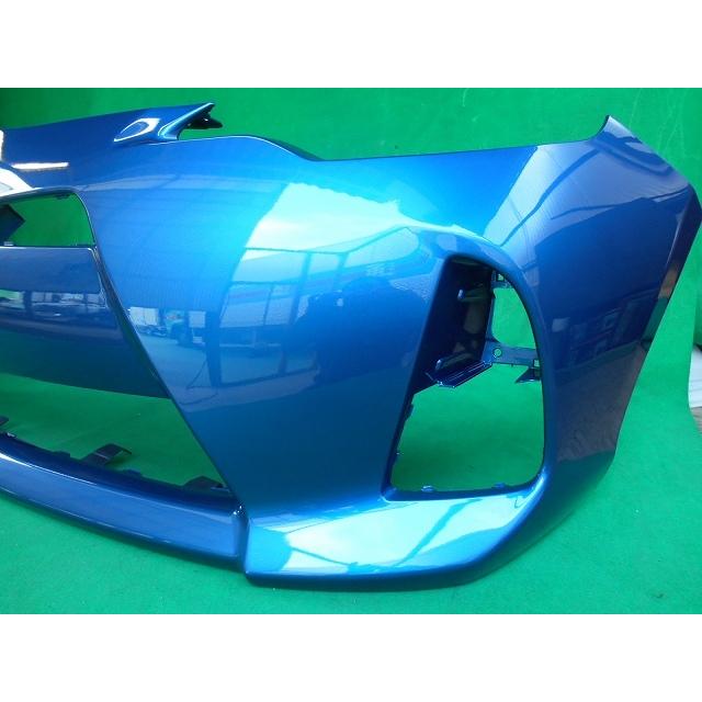 992936 TOYOTA アクア NHP10 フロントバンパー 前期 参考品番：52119