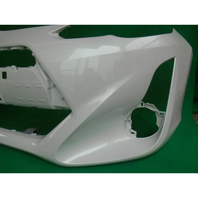 993080-2 TOYOTA アクア NHP10 フロントバンパー 中期2型 参考品番