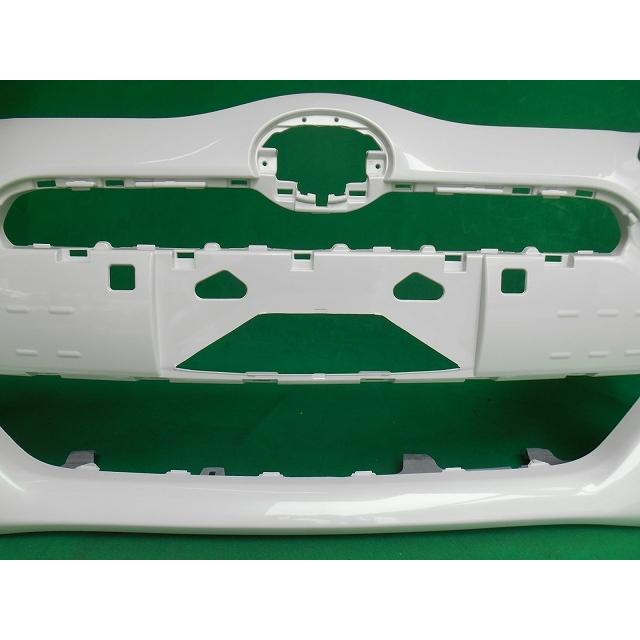 993080-2 TOYOTA アクア NHP10 フロントバンパー 中期2型 参考品番 