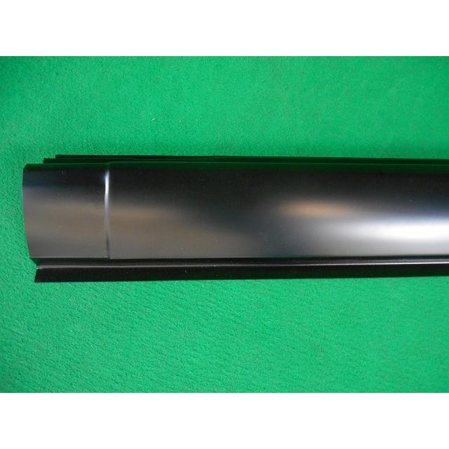 サニートラック B121 右サイドステップ 参考品番：76410-G1000 【社外