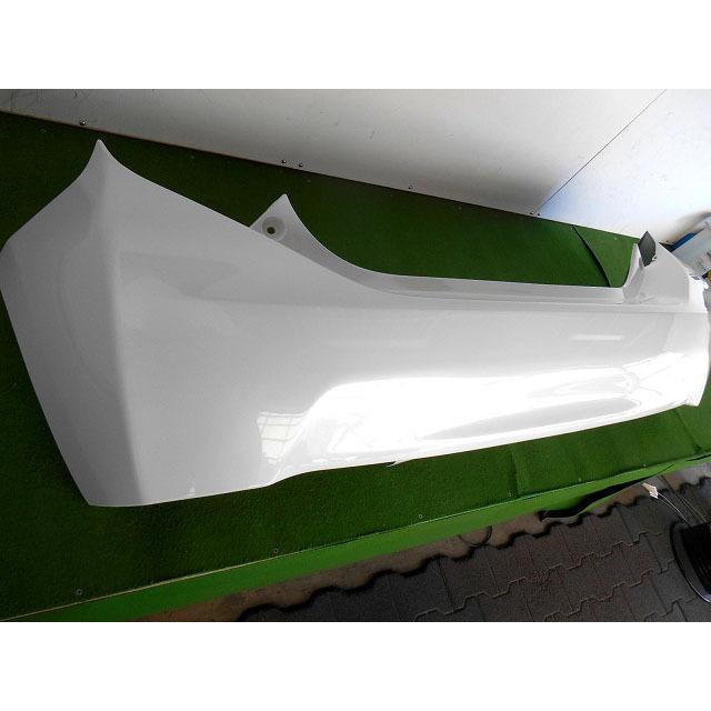 993316-2 TOYOTA アクア NHP10 リアバンパー 前期・中期 スーパー